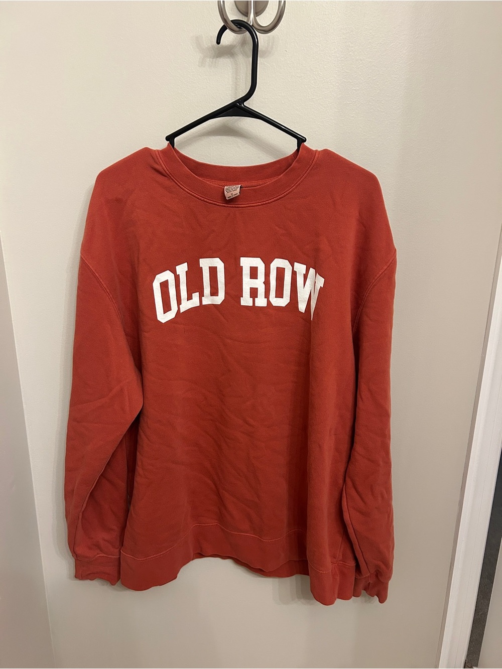 OLD ROW Women's Crewneck Sweatshirt - Brick Red / Orange